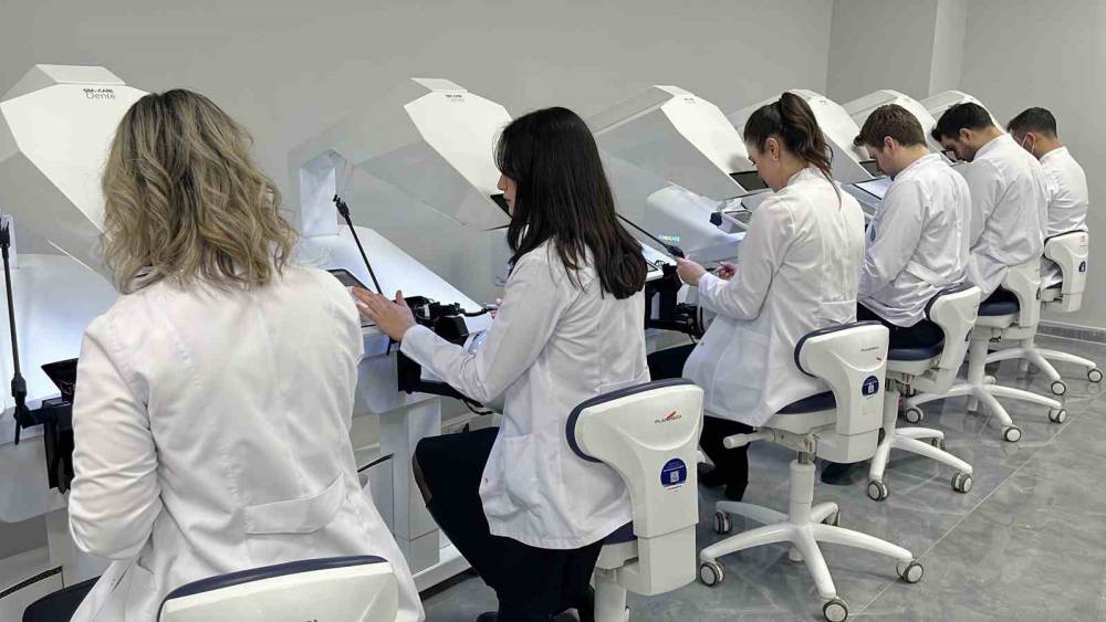 NEÜ Diş Hekimliği Fakültesi’nin yeni birimleri açıldı