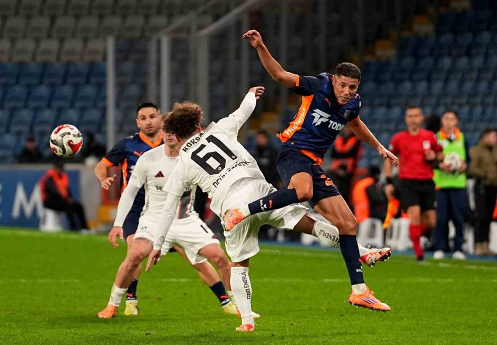 Başakşehir, Gaziantep FK'yi 5 golle geçti