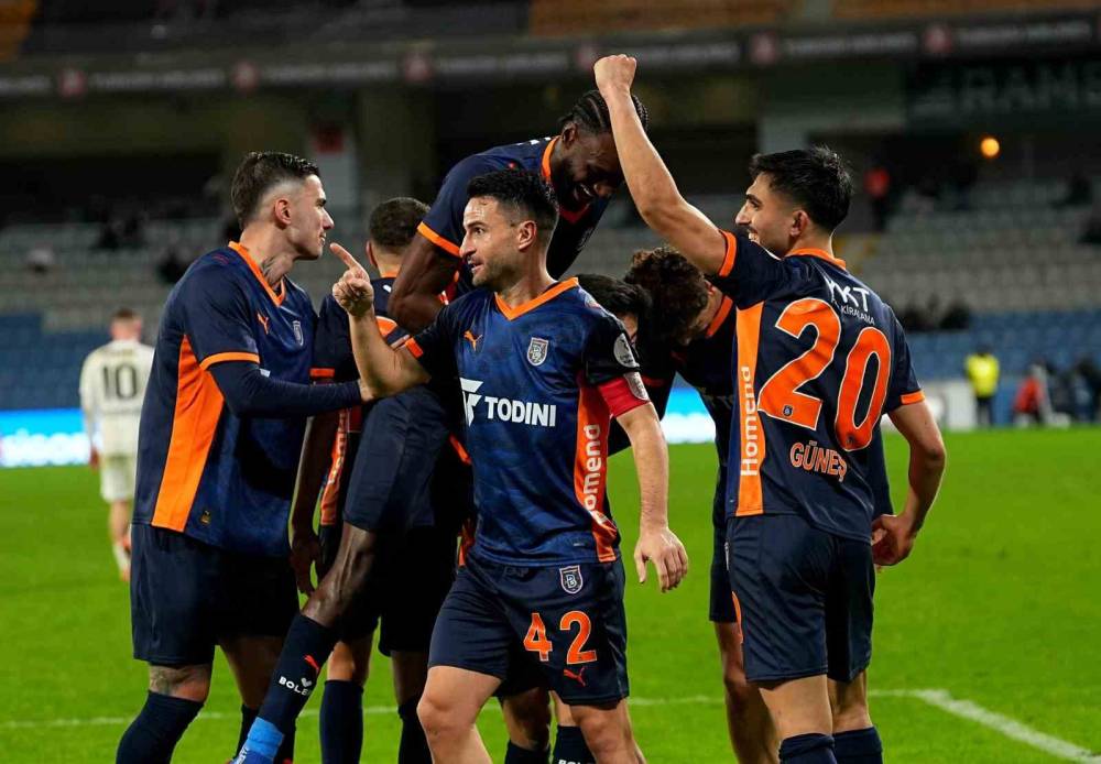 Başakşehir, Gaziantep FK'yi 5 golle geçti