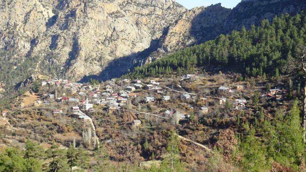 Konya'nın yanıbaşında kutupları aratmayan köy!