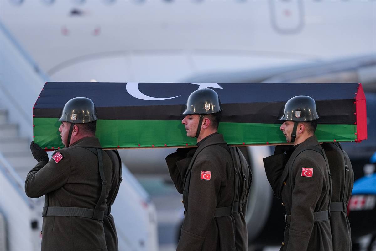 ankarada-dusen-ucakta-hayatini-kaybeden-libya-genelkurmay-baskani-muhammed-ali-al-haddad-ve-beraberindeki-heyet-icin-toren-duzenlendi-1.jpg