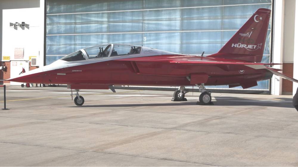 Avrupa gökyüzünde Türk imzası! HÜRJET'ten 30 adetlik satış!