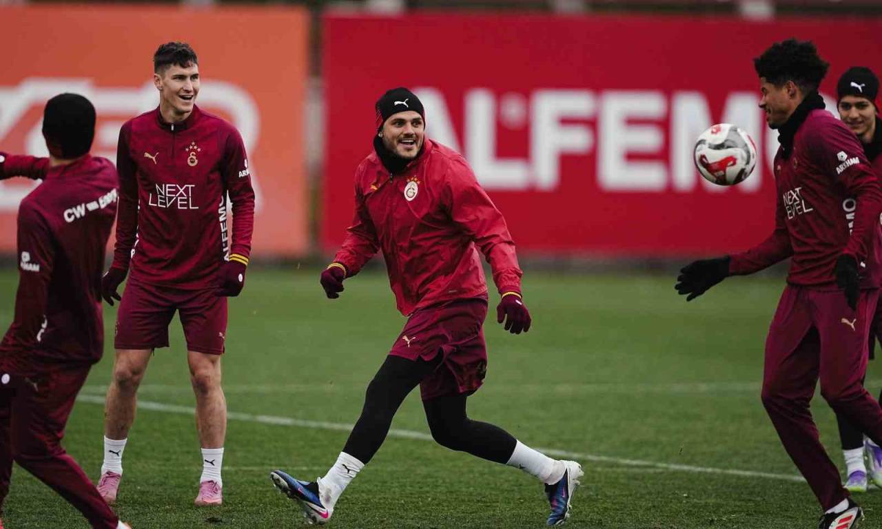 galatasaray-hazirliklarina-devam-etti.jpg