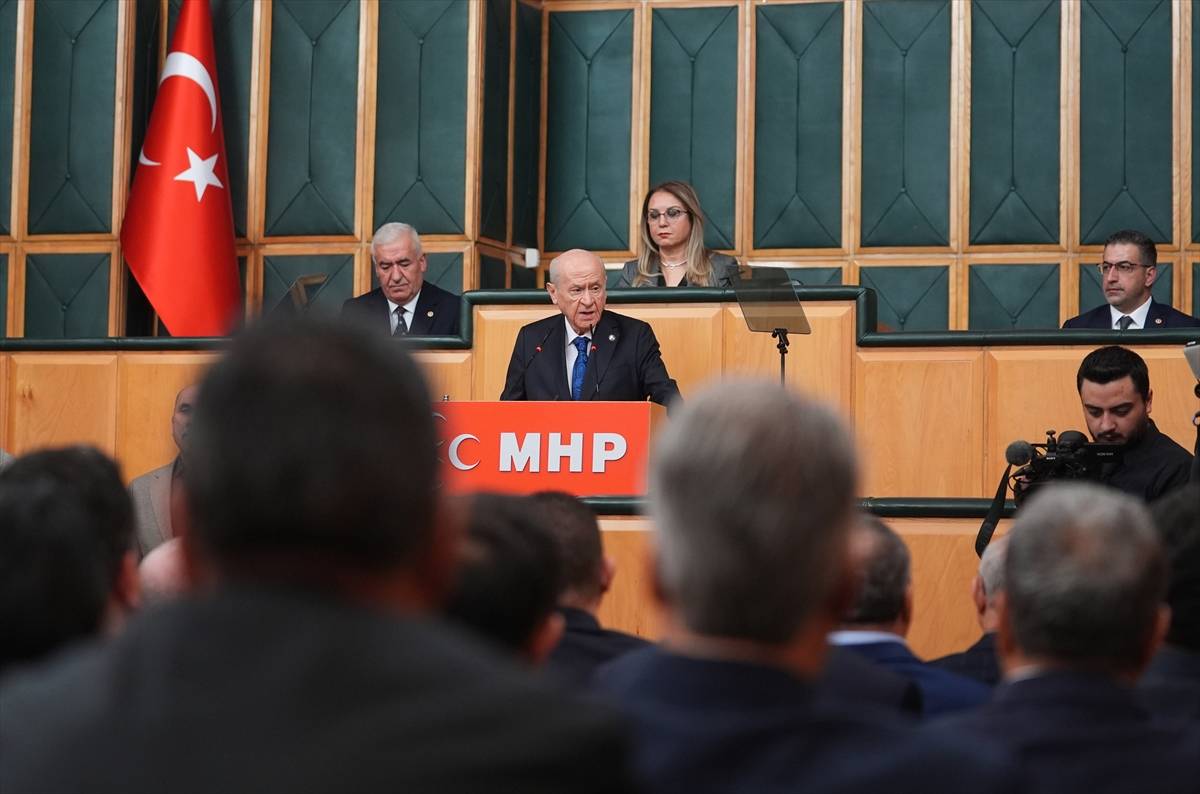 devlet-bahceli-1.jpg