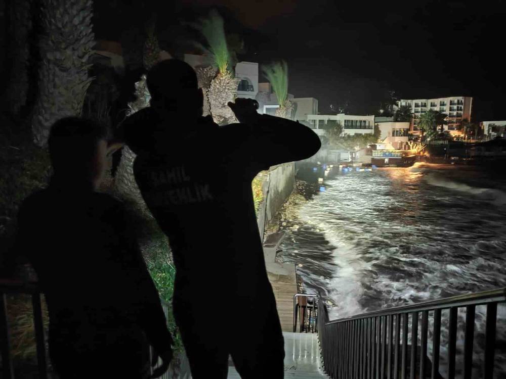 İskelede facia! "Çalışmak istemiyoruz" dedikleri halde ölüme gönderildiler