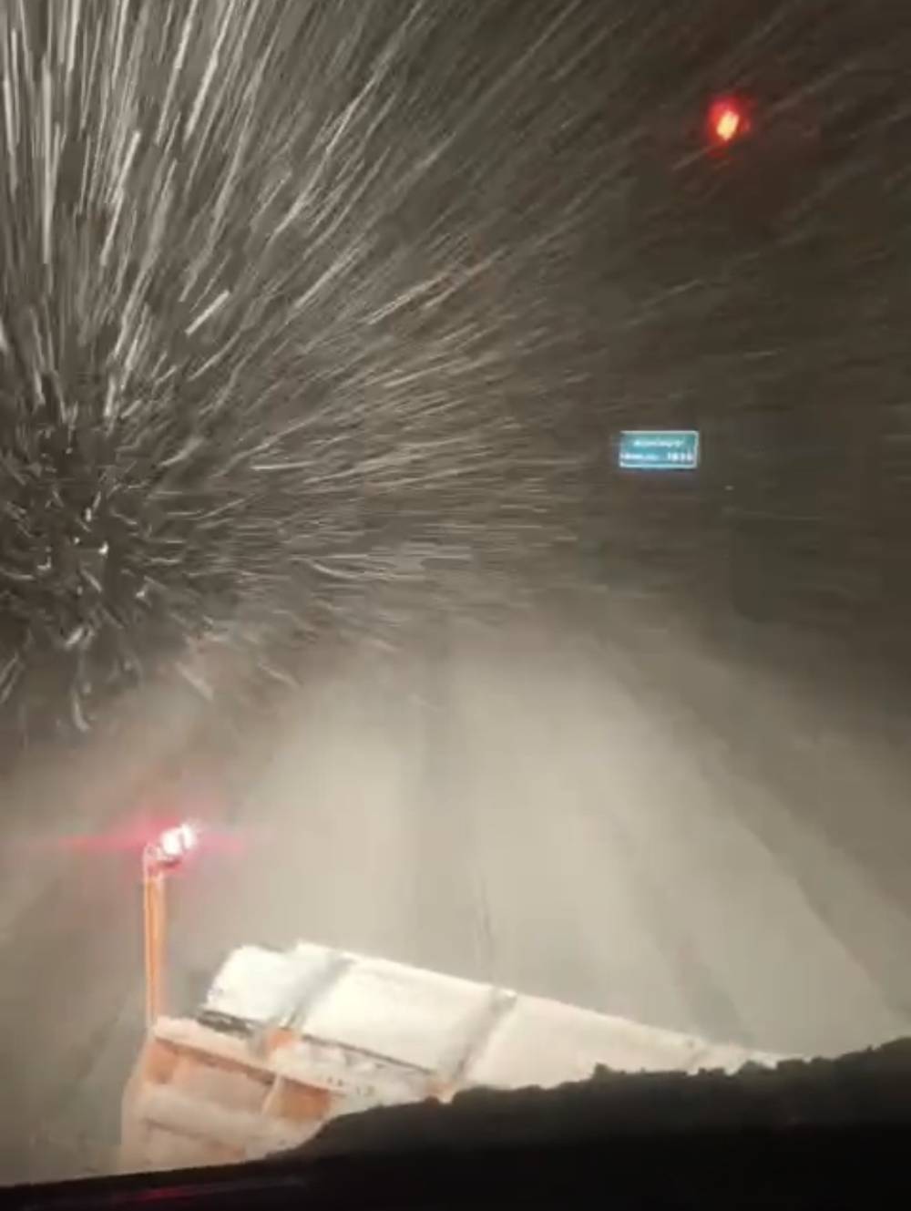 Antalya-Konya karayolunda kar geçit vermiyor! Ekipler 24 saat mesaiye başladı