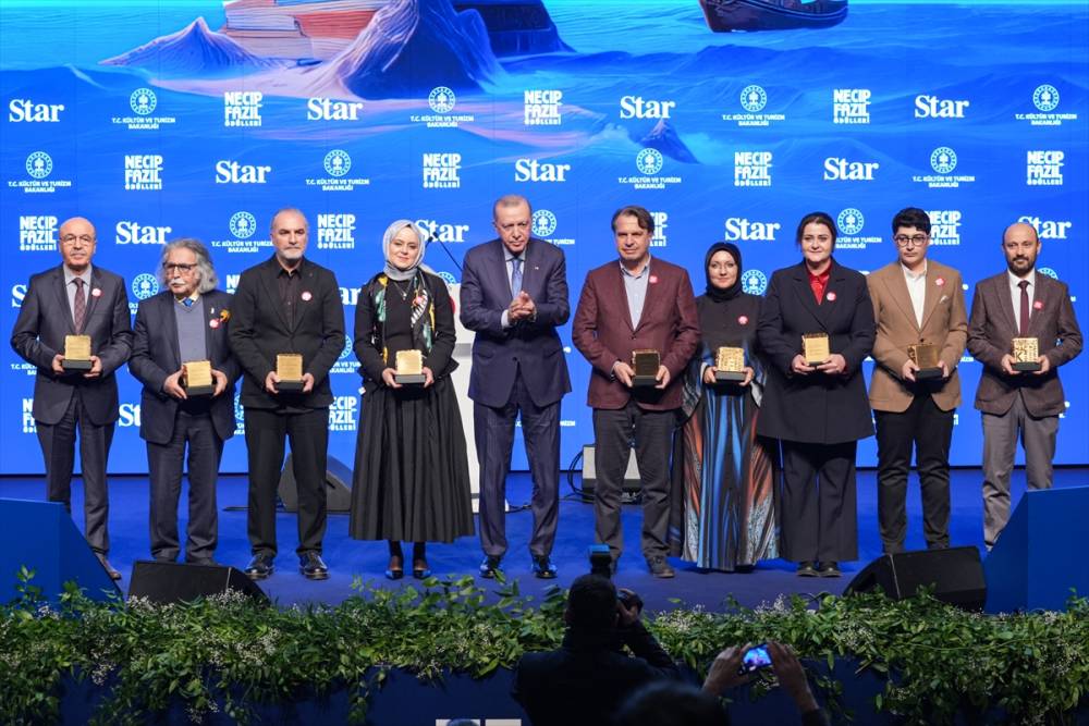 Cumhurbaşkanı Erdoğan'dan dikkat çeken açıklama! Onun da vakti saati gelecek