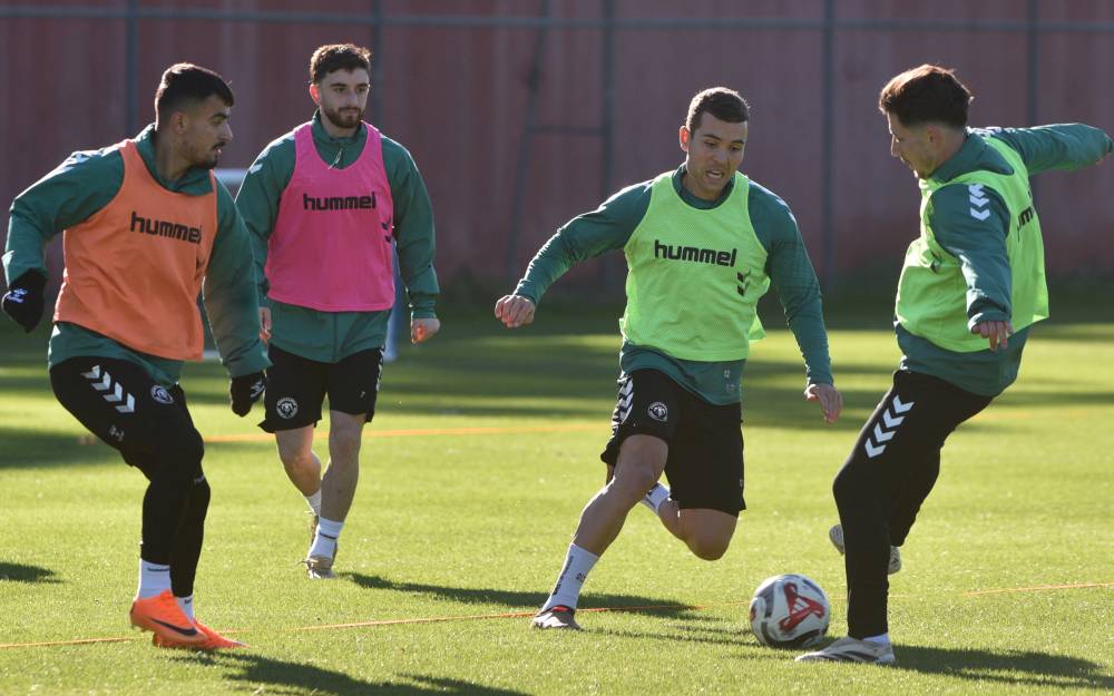 Konyaspor'da Çağdaş Atan rotayı çizdi