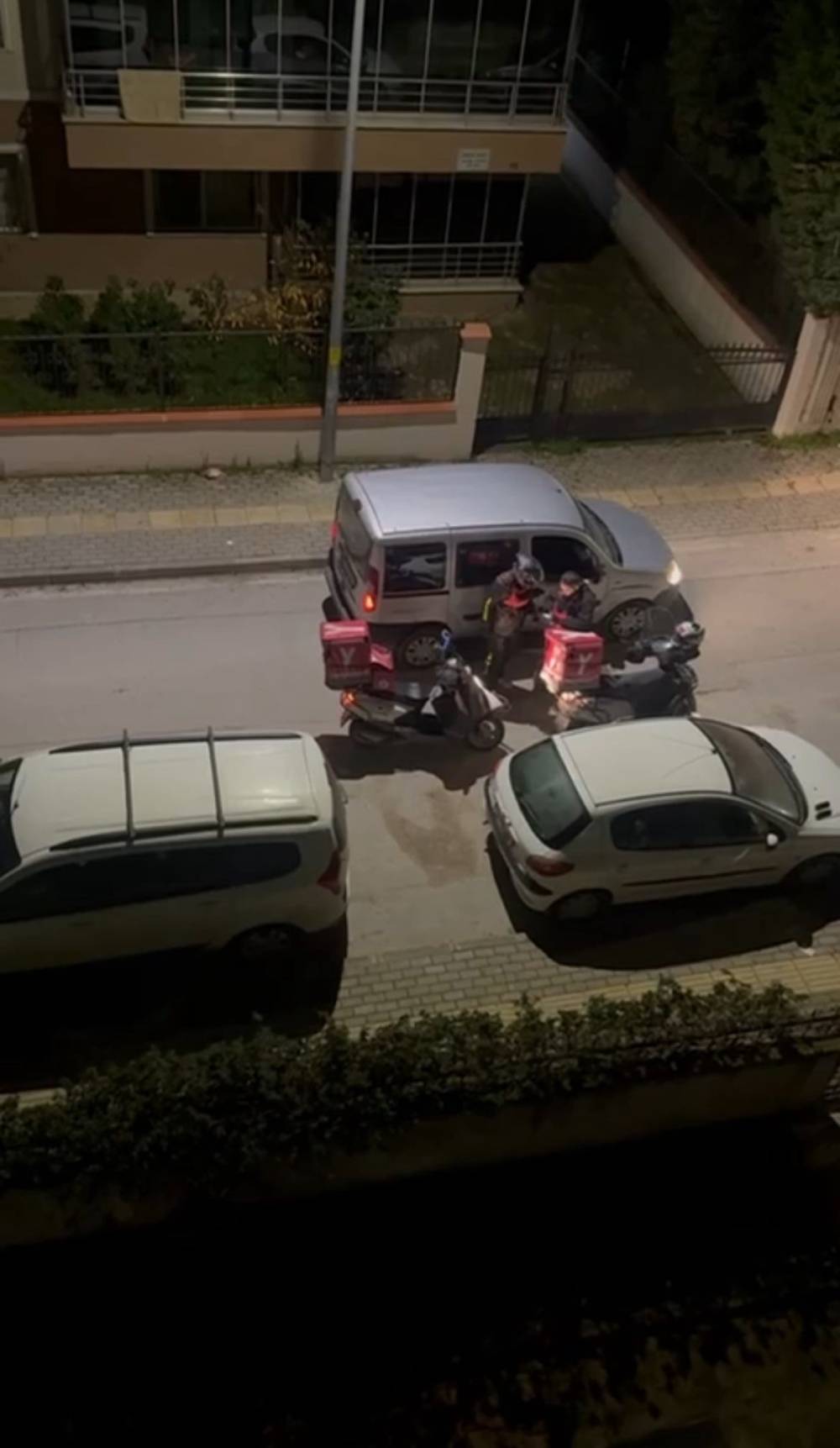 Evine 400 sahte sipariş ile asılsız ihbar geldi