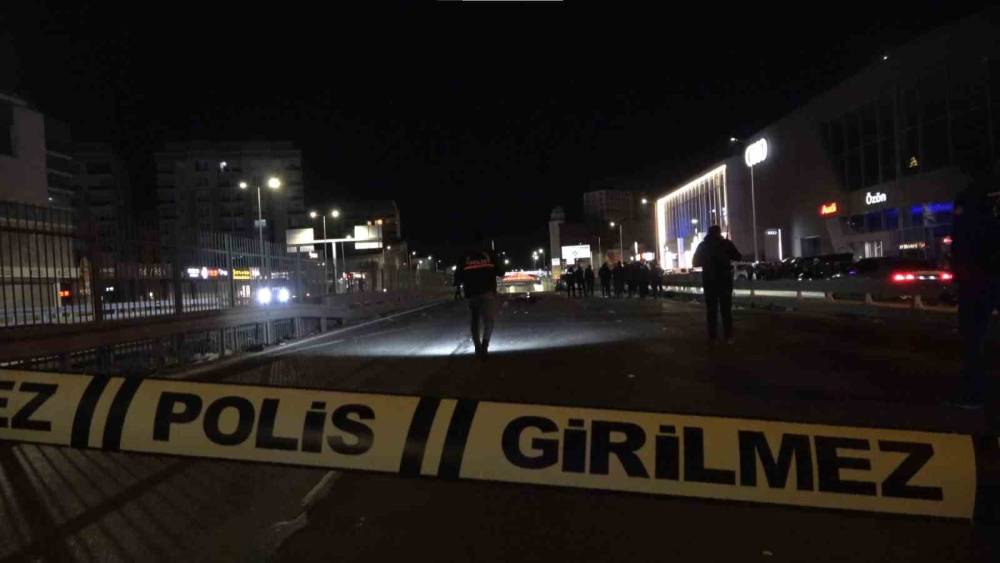 Makas atan sürücü can aldı