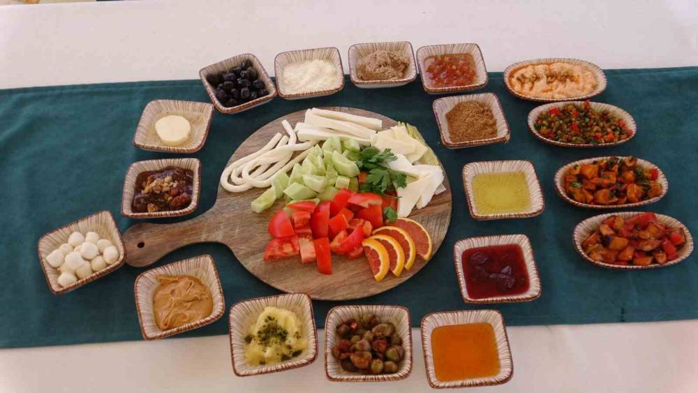 Eşlerinden "imzalı izinle" çıktılar, Gaziantep'te lezzet imparatorluğu kurdular