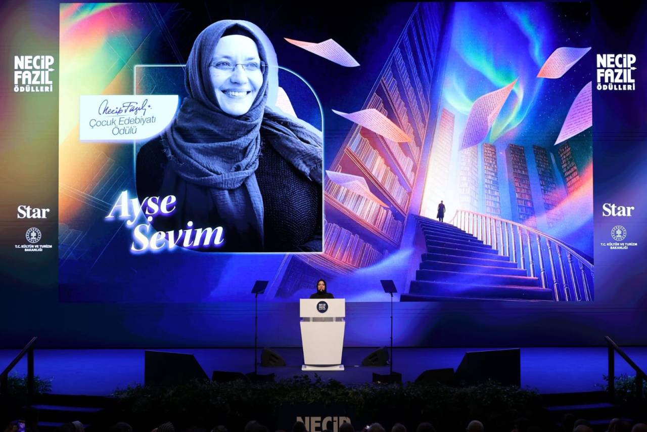 necip-fazil-cocuk-edebiyati-odulu-ayse-sevime-1.jpg