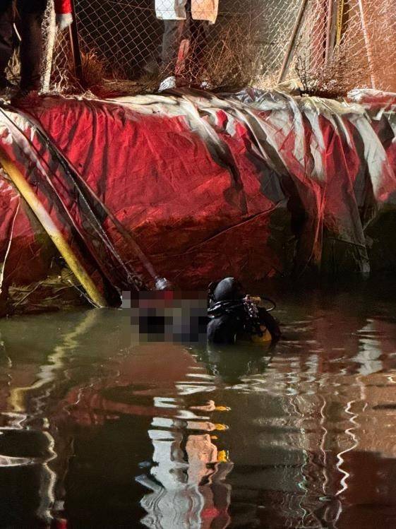 Sulama havuzuna düşen çocuk hayatını kaybetti