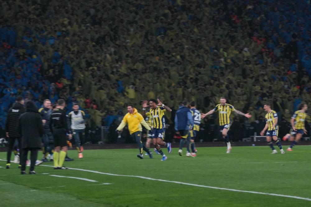 Süper Kupa’yı kazanan Fenerbahçe, 2026 yılına kupayla başladı