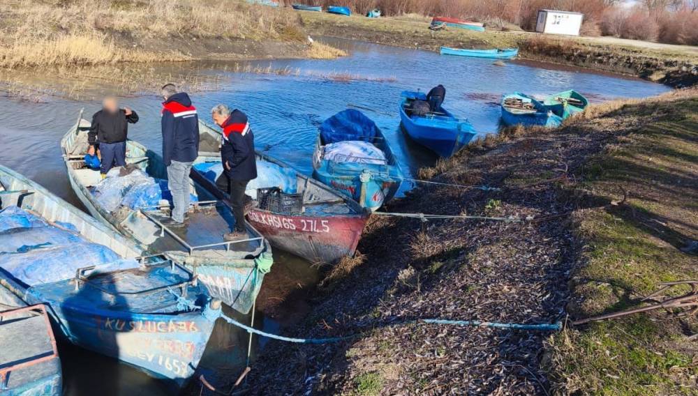 Beyşehir Gölünde kaçak avcılığa geçit yok! Tüm tekneler ve kıyı noktaları denetlendi
