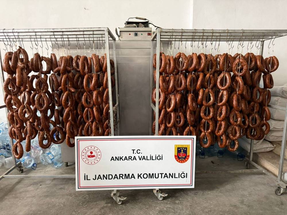 Ankara Polatlı’da sahte gıda operasyonu... 9,7 milyon liralık vurgun önlendi
