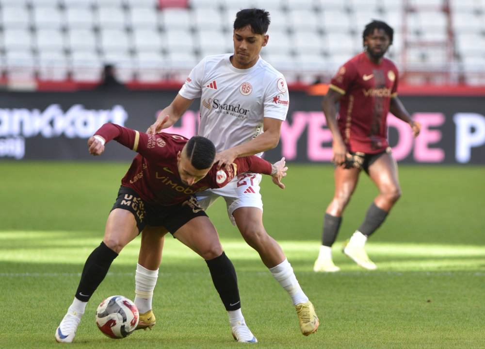 Antalyaspor’da Sami Uğurlu döneminde tatsız başlangıç! Maçta gülen Gençlerbirliği