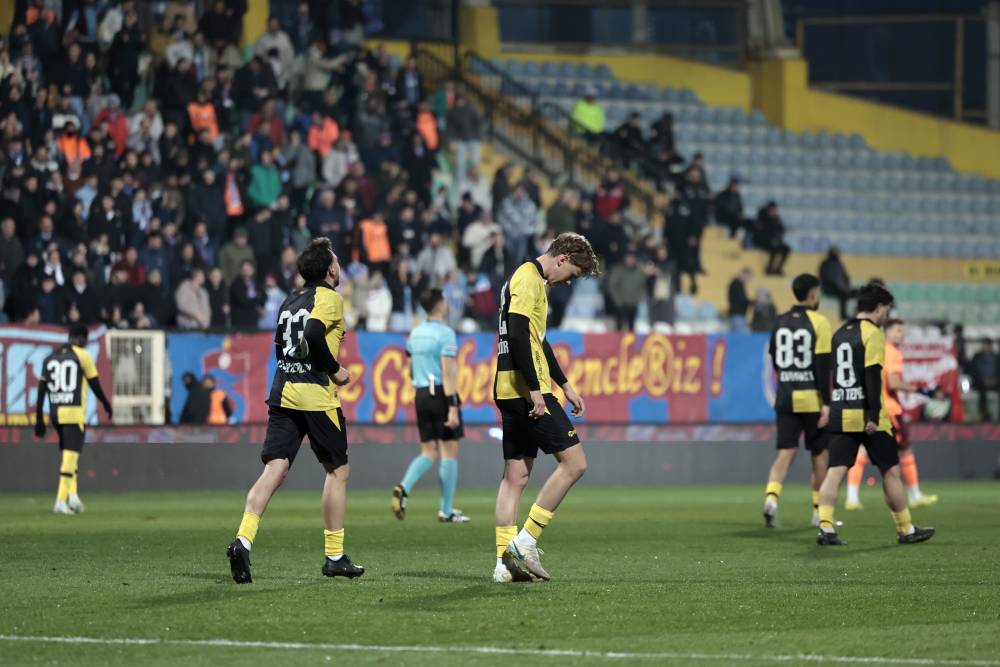 Trabzonspor İstanbul’da fırtına gibi esti... Kupada 6 gollü tarife