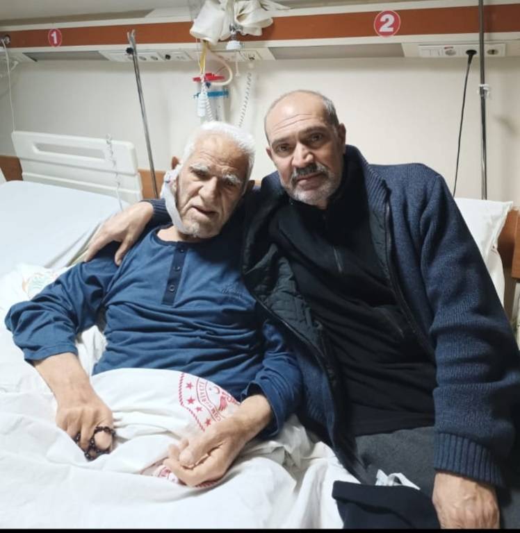 Baba ve oğulun acı kaderi... 24 saat arayla vefat ettiler