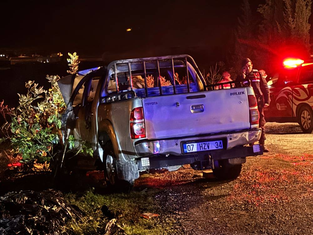 Araç yangınından cinayet çıktı: Önce öldürüp sonra yaktılar