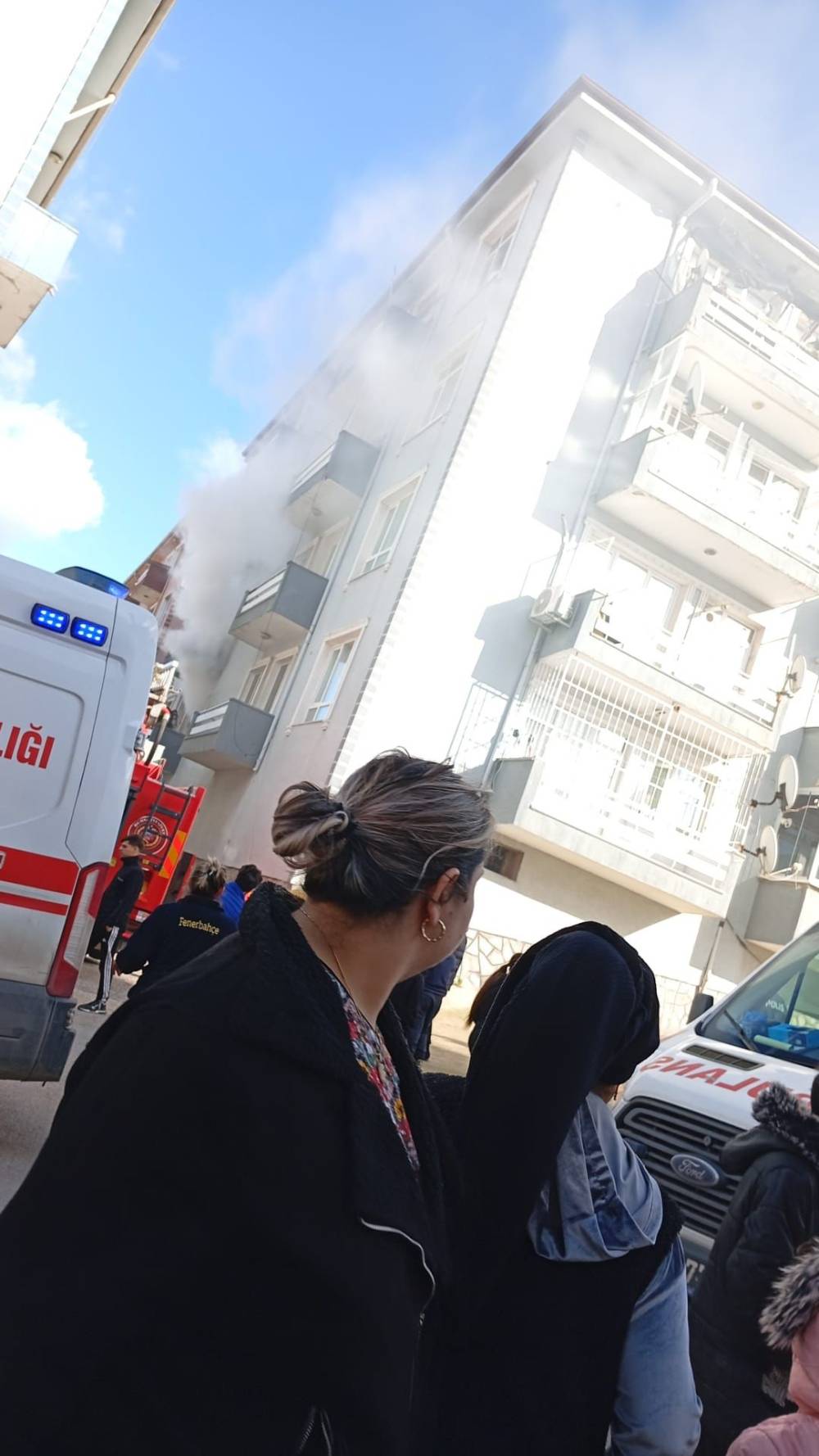 Bursa Karacabey'de kahreden yangın... Yatalak hasta kedisiyle birlikte can verdi