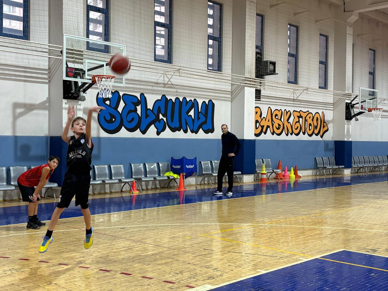 selcuk-belediye-spor-kulubu-basketbol-3.jpeg