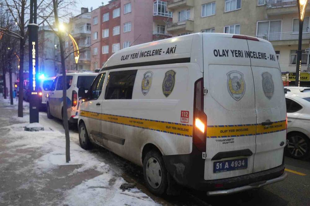 65 yaşındaki şahıs evinde ölü bulundu