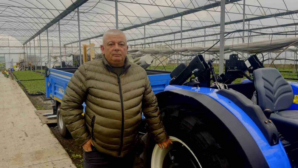 Hayalet ceza şoku... Seradaki traktör istanbul'da köprüden geçmiş