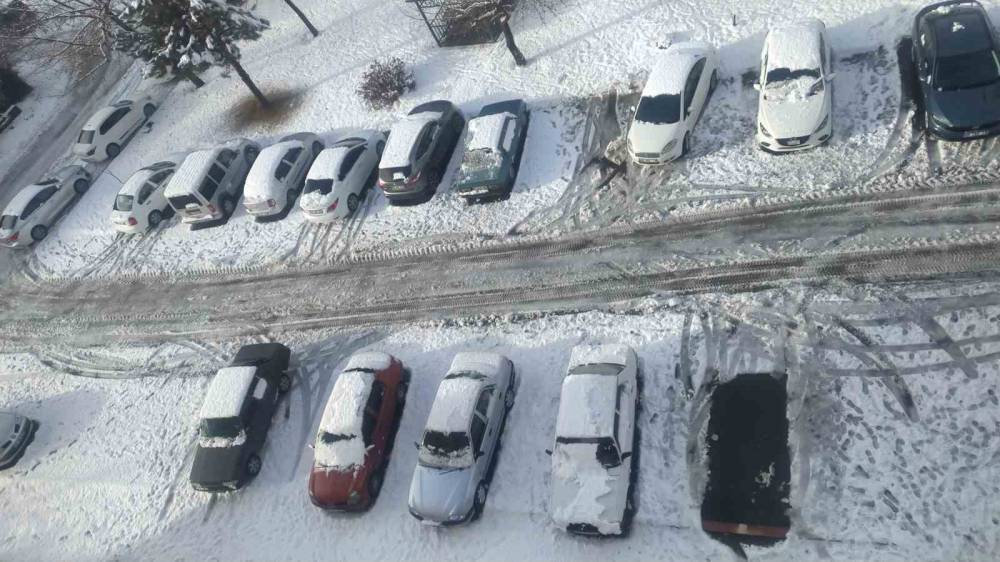 Beyşehir’de kar sevinci