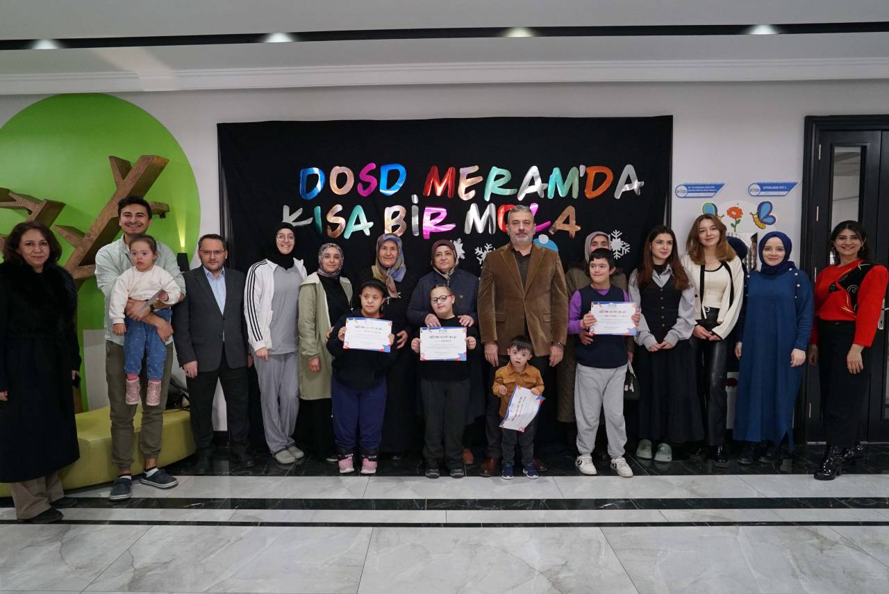 dosd-meramda-basari-belgeleri-verildi-ozel-ogrencilerin-buyuk-sevinci-2.jpg