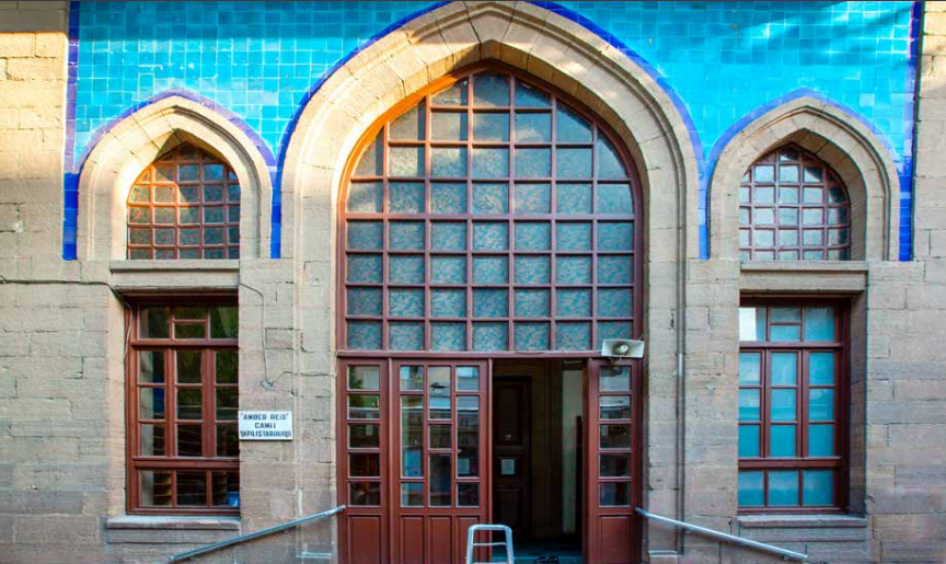 meram-anber-reis-feridiye-camii-5.png