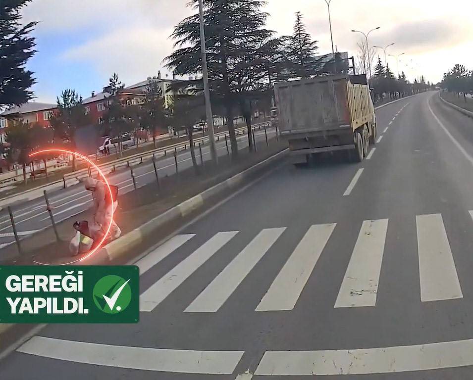 Bakan Yerlikaya paylaştı: Kütahya'da yayaları teğet geçen kamyon sürücüsü yakalandı