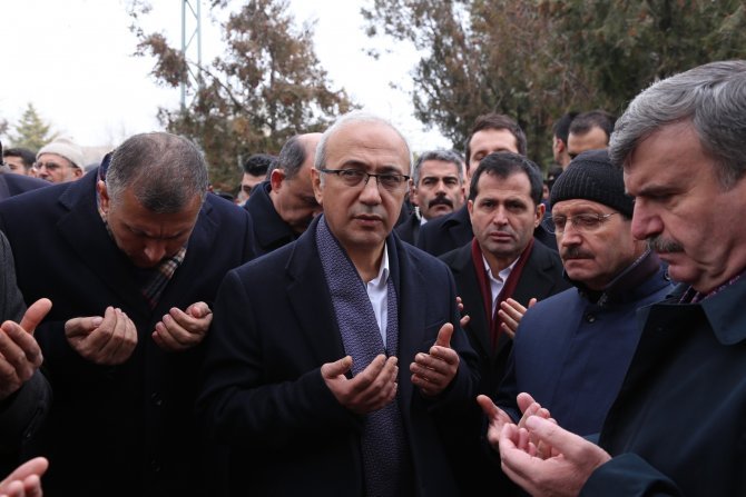 abdurrahman-oksuz-defnedildi--(5).jpg