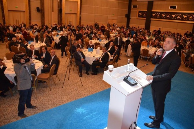 ak-parti-konya-ailesi-yemekte-bir-araya-geldii.jpg