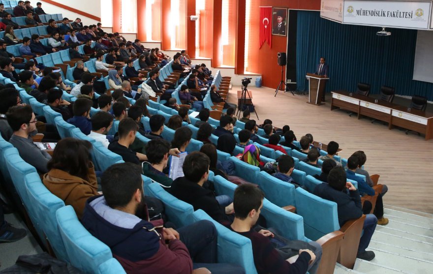 altay,-gelecegin-muhendislerine-deneyimlerini-aktardi-1.jpg