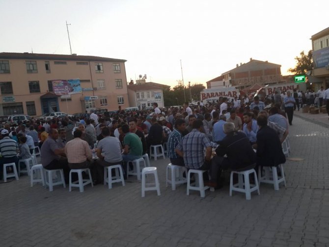 altinekin-belediyesi-iftarda-bulusturdu-(4).jpg