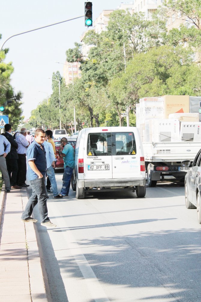 ankara-caddesi-kaza--(5).jpg