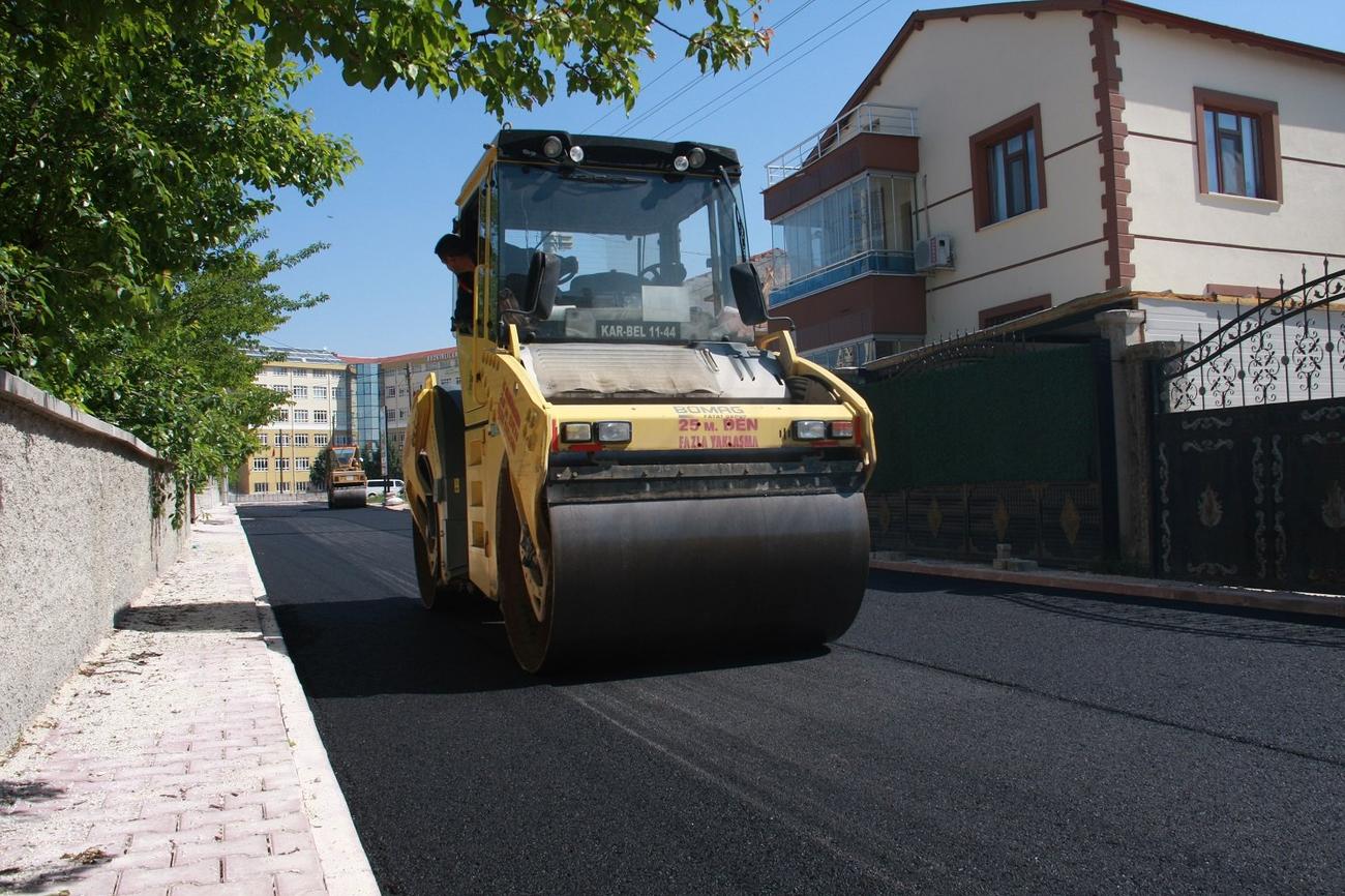asfalt-calismalari-ramazanda-da-suruyor-(1).jpg