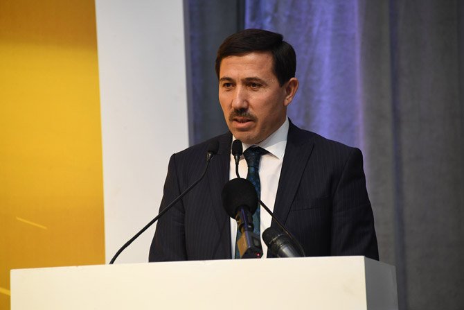 belediye-iscilerinin-sozlesme-sevinci-6.jpg