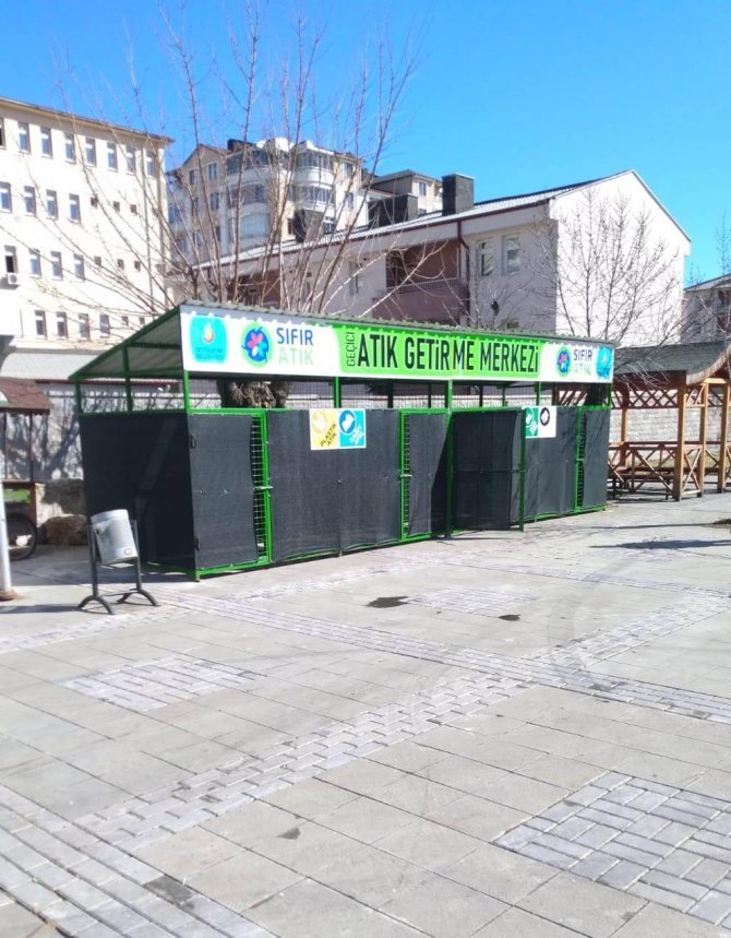 belediyeden-sifir-atik-getirme-merkezi-4.jpg