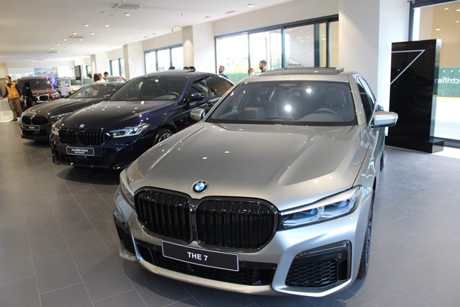 bmw-7-serisi-3.jpg