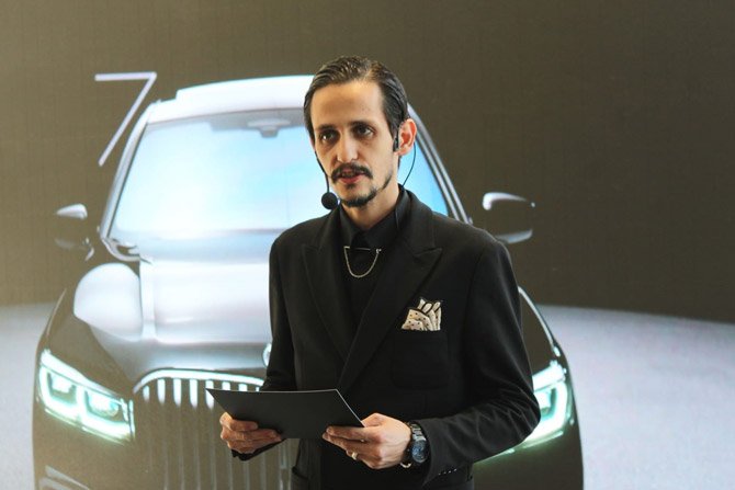 bmw-7-serisi-7.jpg
