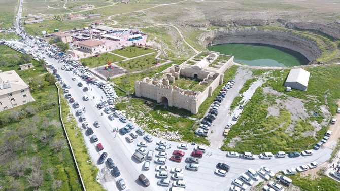 boncuklu-hoyuk-ve-obruk-hani-5.jpg