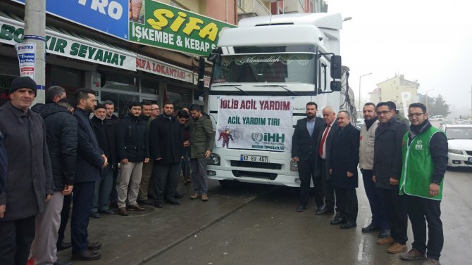 bozkirdan-idlibe-1-tir-yardim-malzemesi-gonderildi-1.jpg
