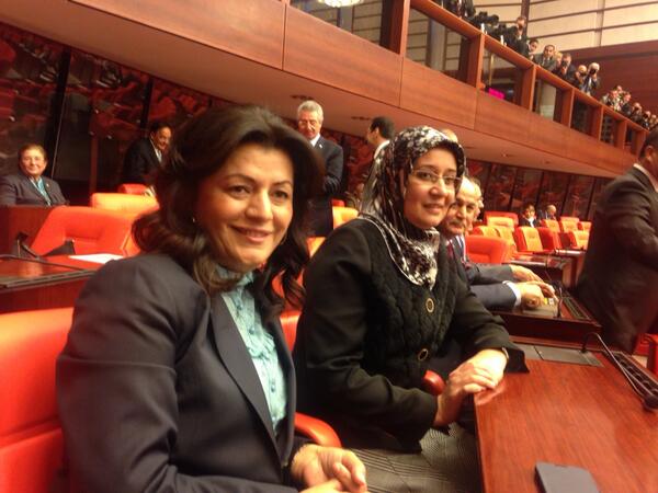 bx52q34cqaabm7x.jpg bx52q34cqaabm7x.jpg