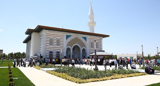 camii-001.jpg