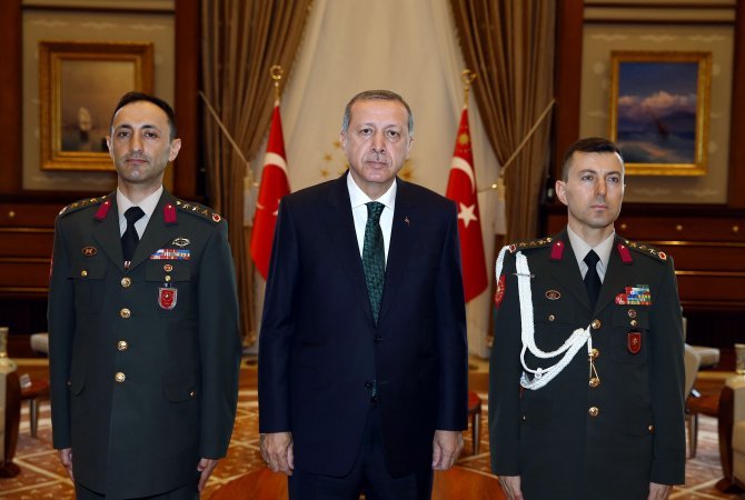 cumhurbaskani-erdoganin-basyaveri-degisti.jpg