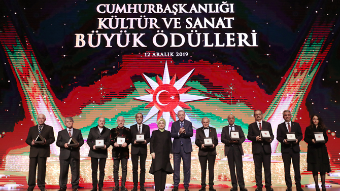 cumhurbaskanligi-kultur-ve-sanat-buyuk-odulleri.png