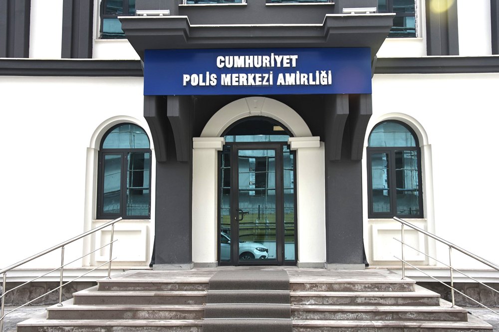 cumhuriyet-polis-merkezi-yeni-binada-hizmete-basladi-2.jpeg