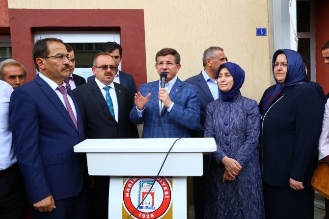davutoglu-3.jpg